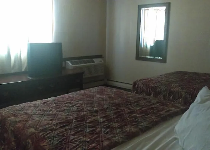 All American And Suites Hotel